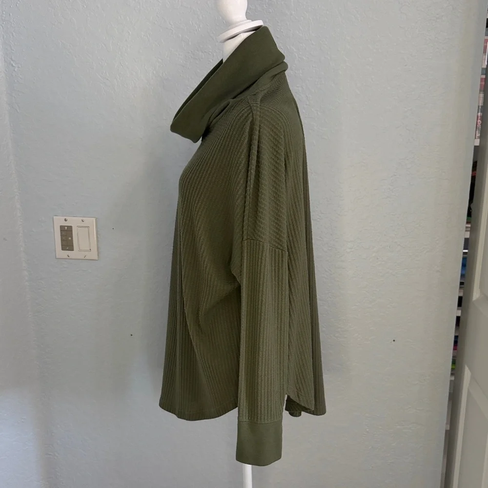 Time and Tru stylish cowl